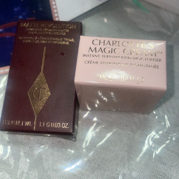 Charlotte tilbury mini favorite - Picture 2 of 12